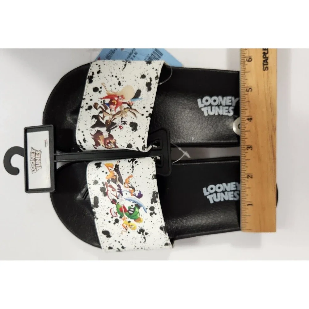 Looney Tunes  Slip On Slides Sandals New Size Youth Medium 2. New